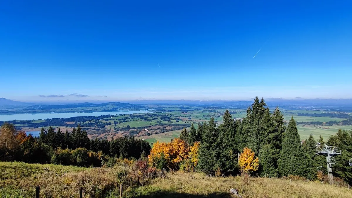 Booking a tandem paragliding flight